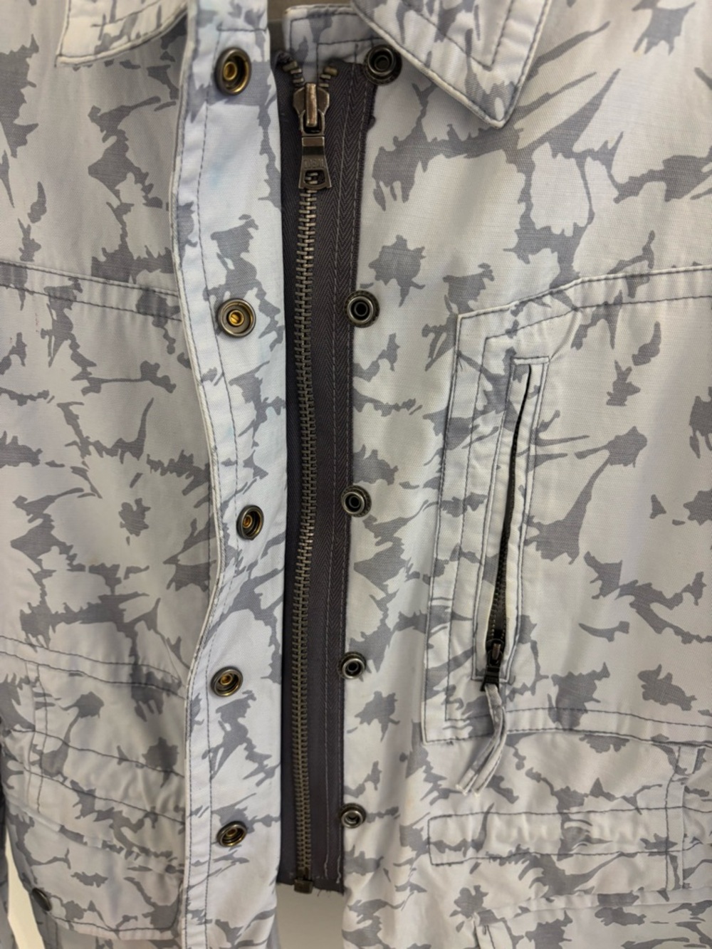 GAP Light Gray Patterned Utility Jacket - Picture 2 of 5